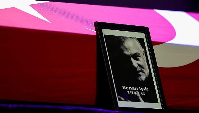 Kenan Işık Son Yolculuğuna Uğurlandı