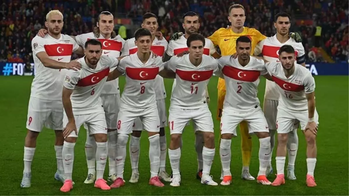 Montella kararını verdi! Türkiye-İzlanda maçının ilk 11’leri belli oldu